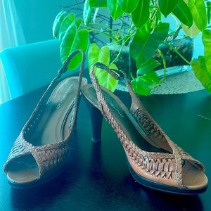 Bandolino Woven Leather, Peep-Toe, 3.5” Heels